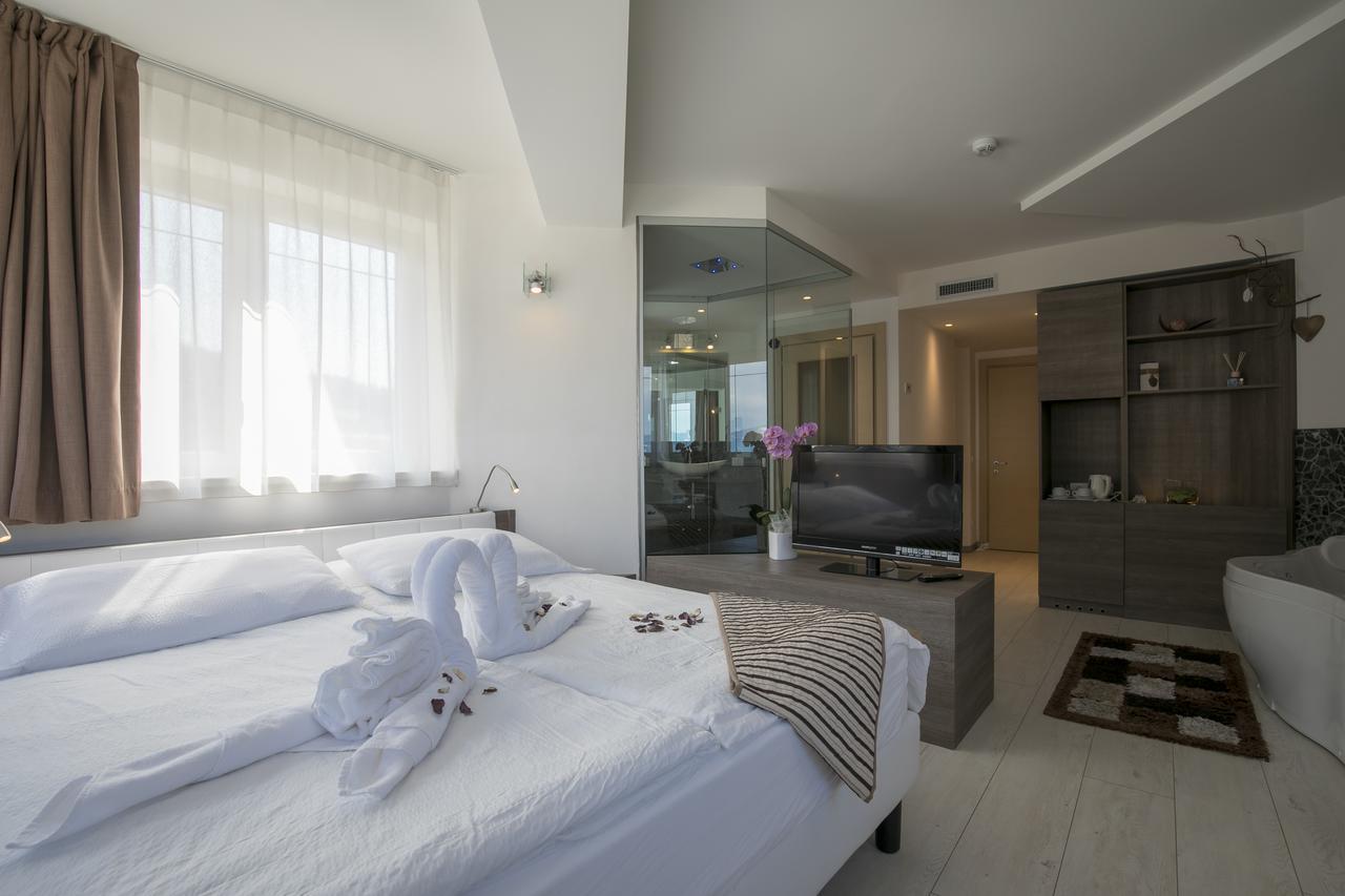 Hotel Luna Bianca Folgaria Buitenkant foto