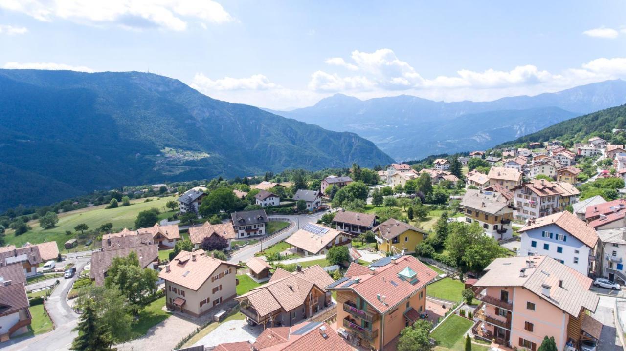 Hotel Luna Bianca Folgaria Buitenkant foto